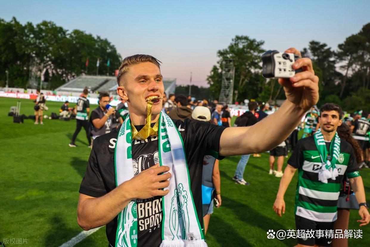 今夜体能课后，曼城再遭质疑备战葡超，气氛紧张，轮换策略成焦点的简单介绍