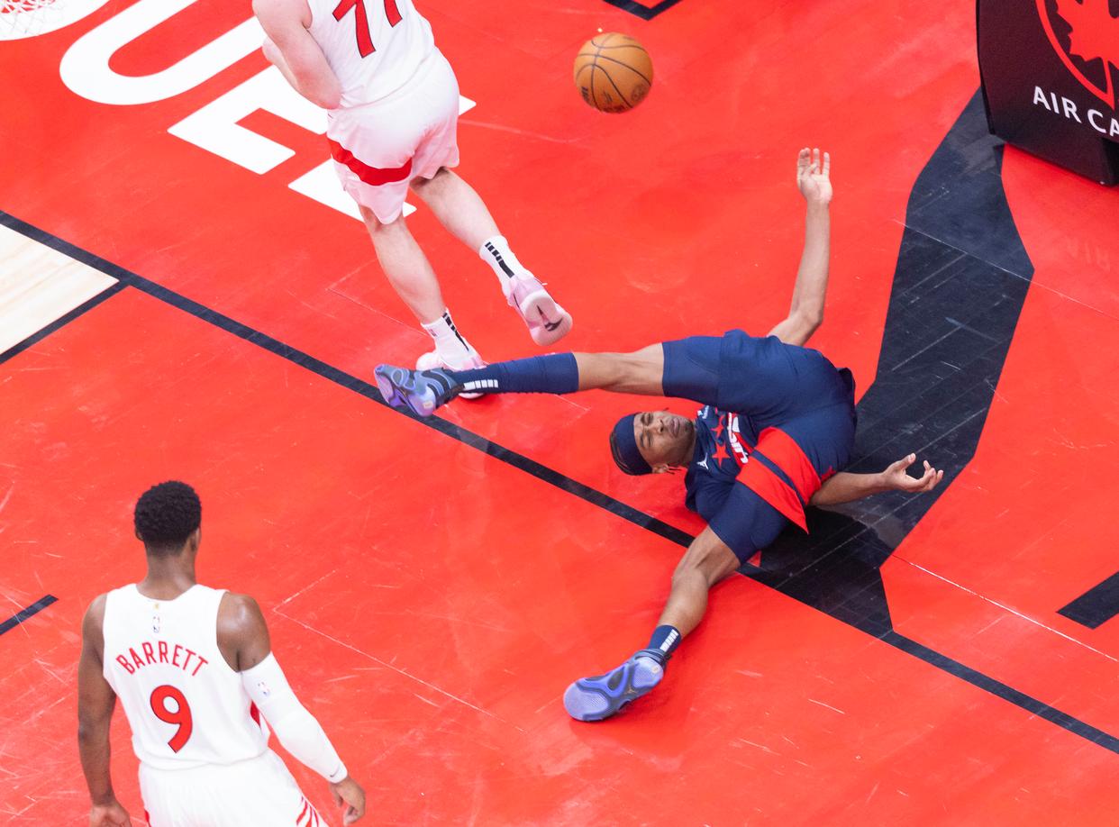 加时末段多伦多猛龙备战NBA常规赛，复出首秀细节曝光，震撼外界，控场能力受关注的简单介绍