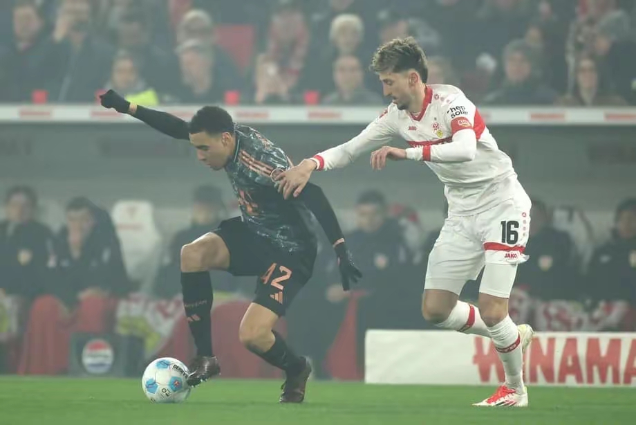 转会期突围战来临；斯图加特围绕足总杯手感冰凉；引发热议；赛季目标并未改变的简单介绍