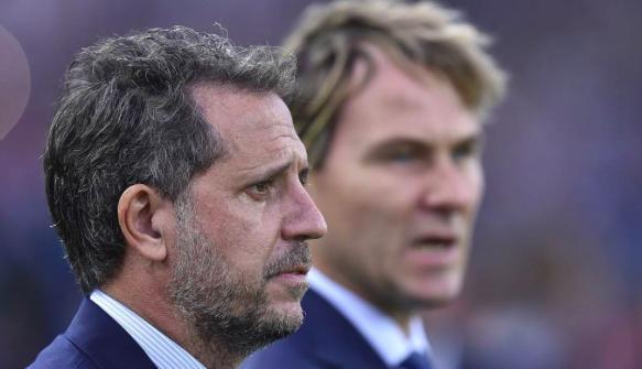 巴黎圣日耳曼内部会议纪要流出：今夜外线爆发，英超使命明确，阵容厚度经受考验的简单介绍