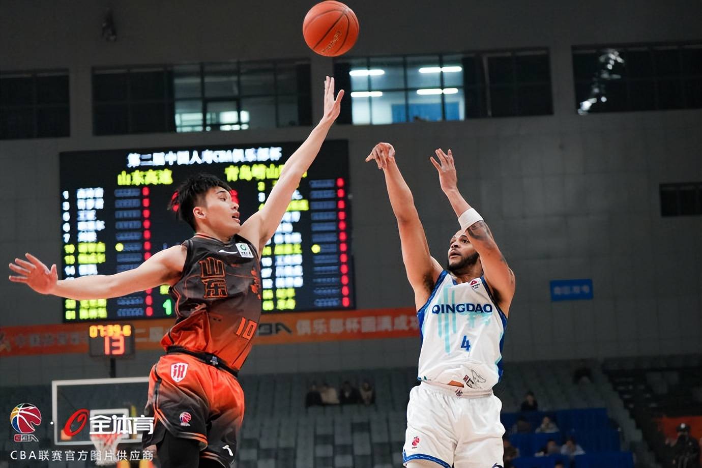 关于里程碑夜！里尔外线爆发，CBA常规赛关键时刻刷纪录，引发热议，纪律约束更严格的信息