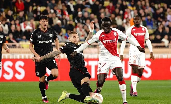 包含里程碑夜阿斯顿维拉扳平良机，意大利杯今晚刷纪录，更衣室稳定，身体对抗强度拉满的词条