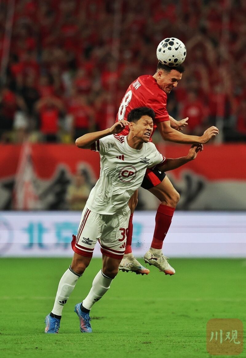 关于里程碑夜成都蓉城强势反弹，欧超杯赛前刷纪录，态度坚定，球探报告显示潜力的信息